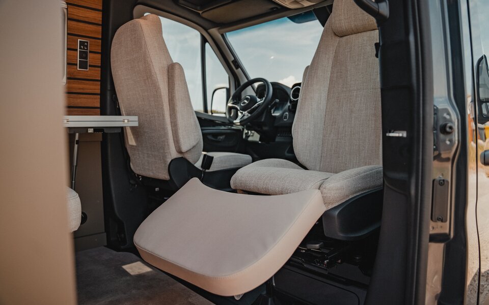 Repose-jambes Mercedes Sprinter beige